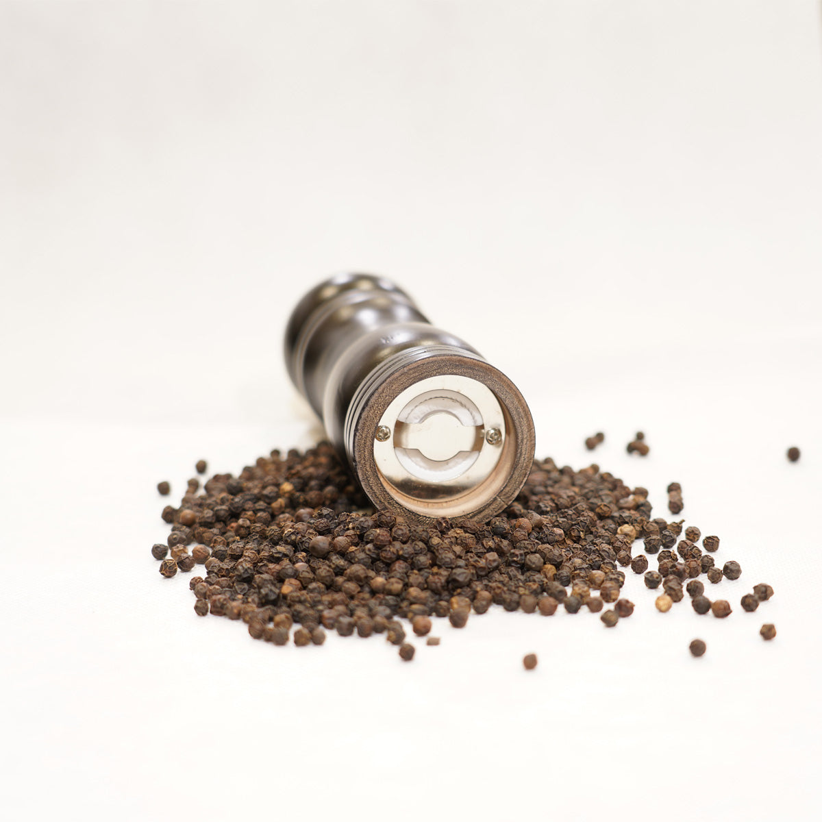 Pepper Grinder and 2 OZ Pepper